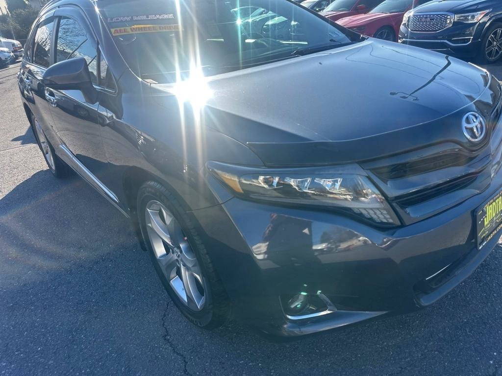Used 2013 Toyota Venza LE AWD/4WD image 9