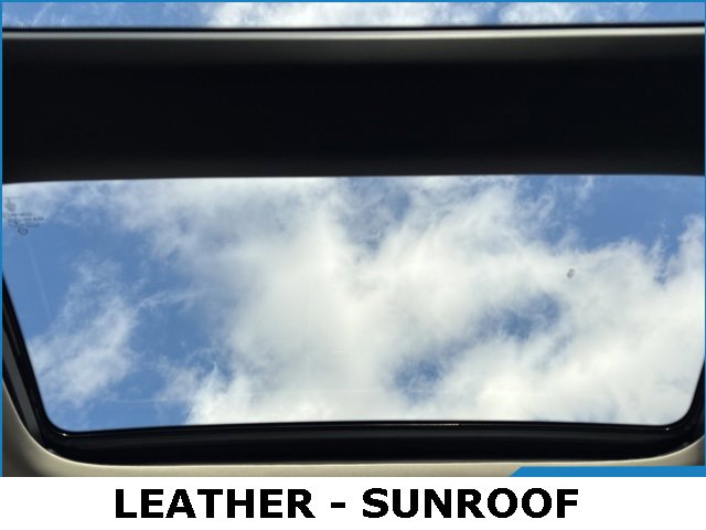 Used 2025 MAZDA CX-70 Plug-In Hybrid w/ Premium Pkg image 18