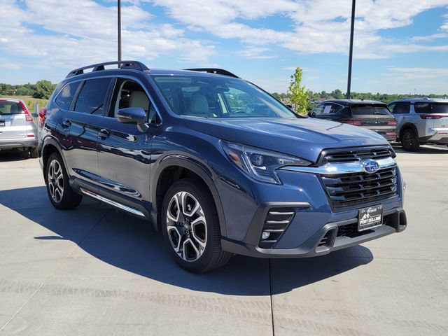 Used 2023 Subaru Ascent Limited AWD/4WD image 4