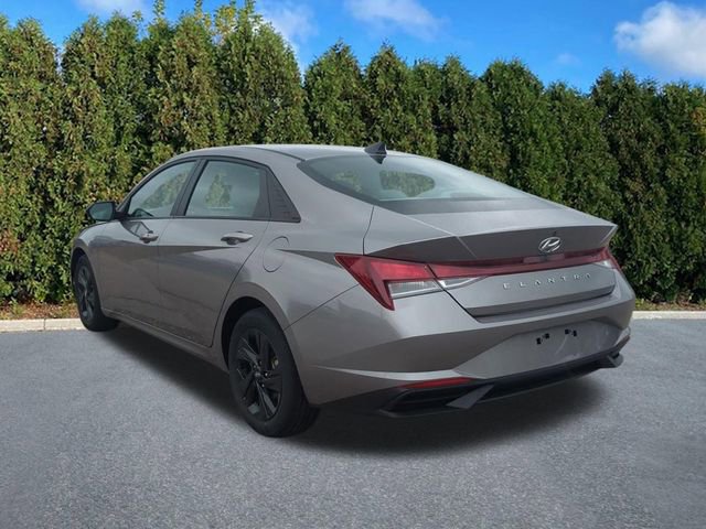 Certified 2023 Hyundai Elantra SEL w/ Cargo Package image 6