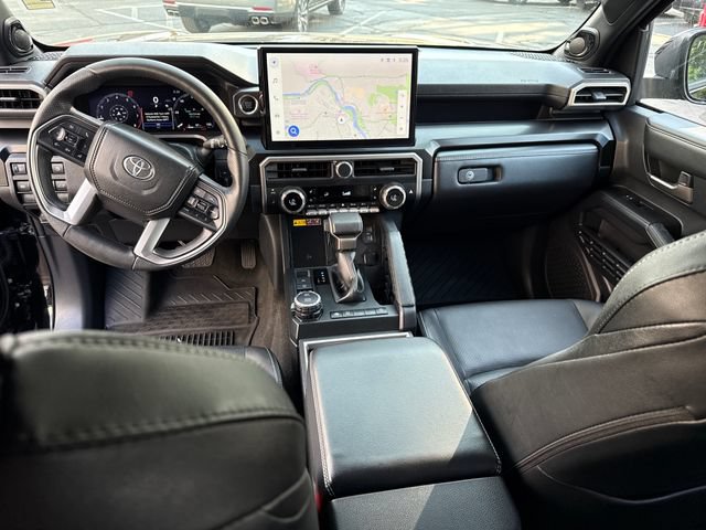Used 2025 Toyota 4Runner Limited w/ Tow Technology Package AWD/4WD image 12