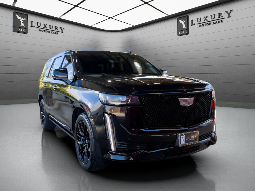 Used 2023 Cadillac Escalade Sport Platinum w/ LPO, ONYX Package AWD/4WD image 1