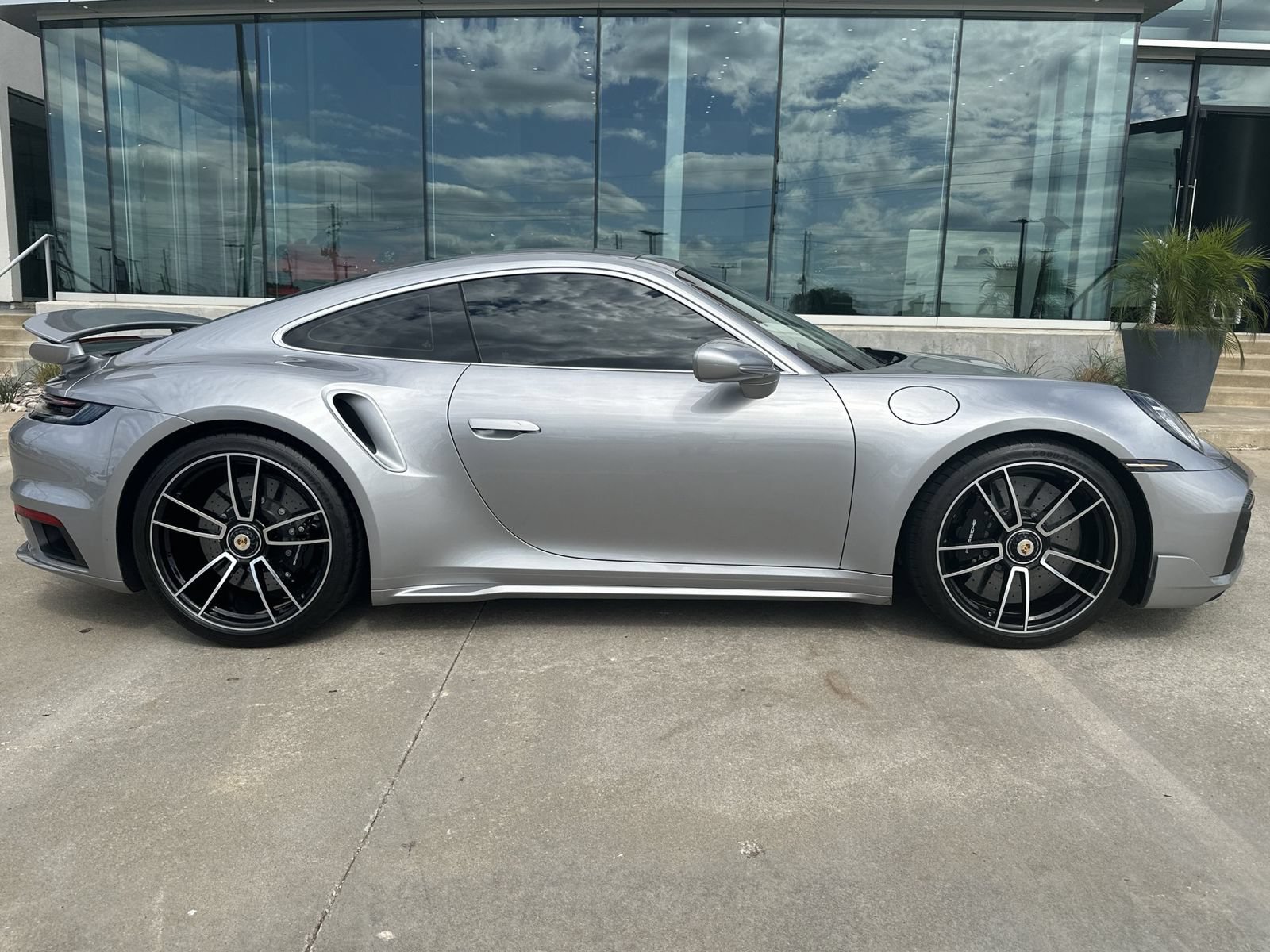 Certified 2022 Porsche 911 Turbo S AWD/4WD image 8