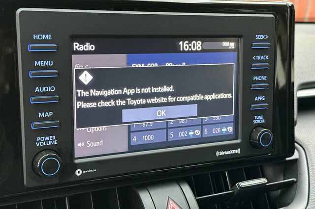 Used 2022 Toyota RAV4 XLE image 24