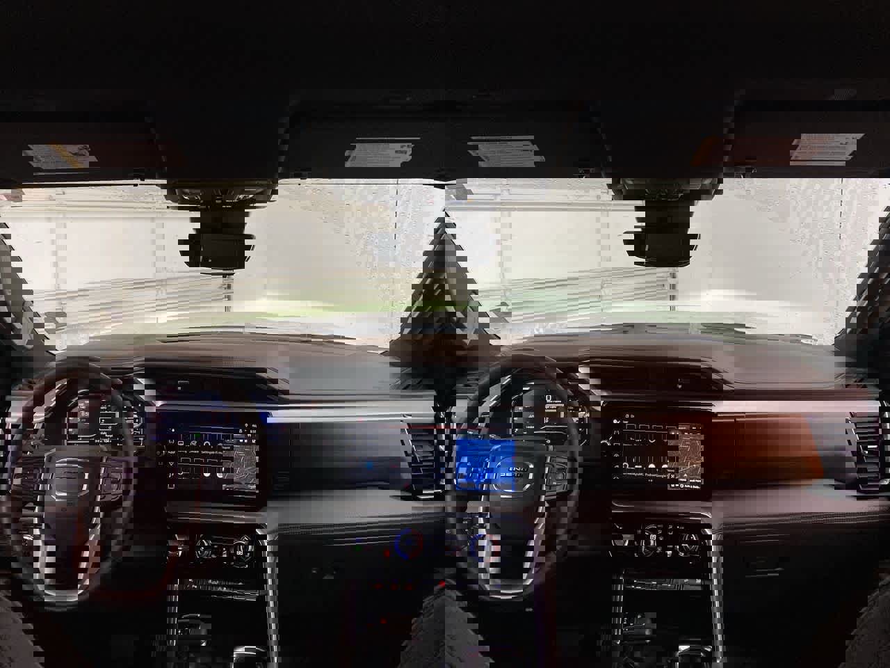 Used 2023 GMC Sierra 1500 Denali w/ Technology Package image 12