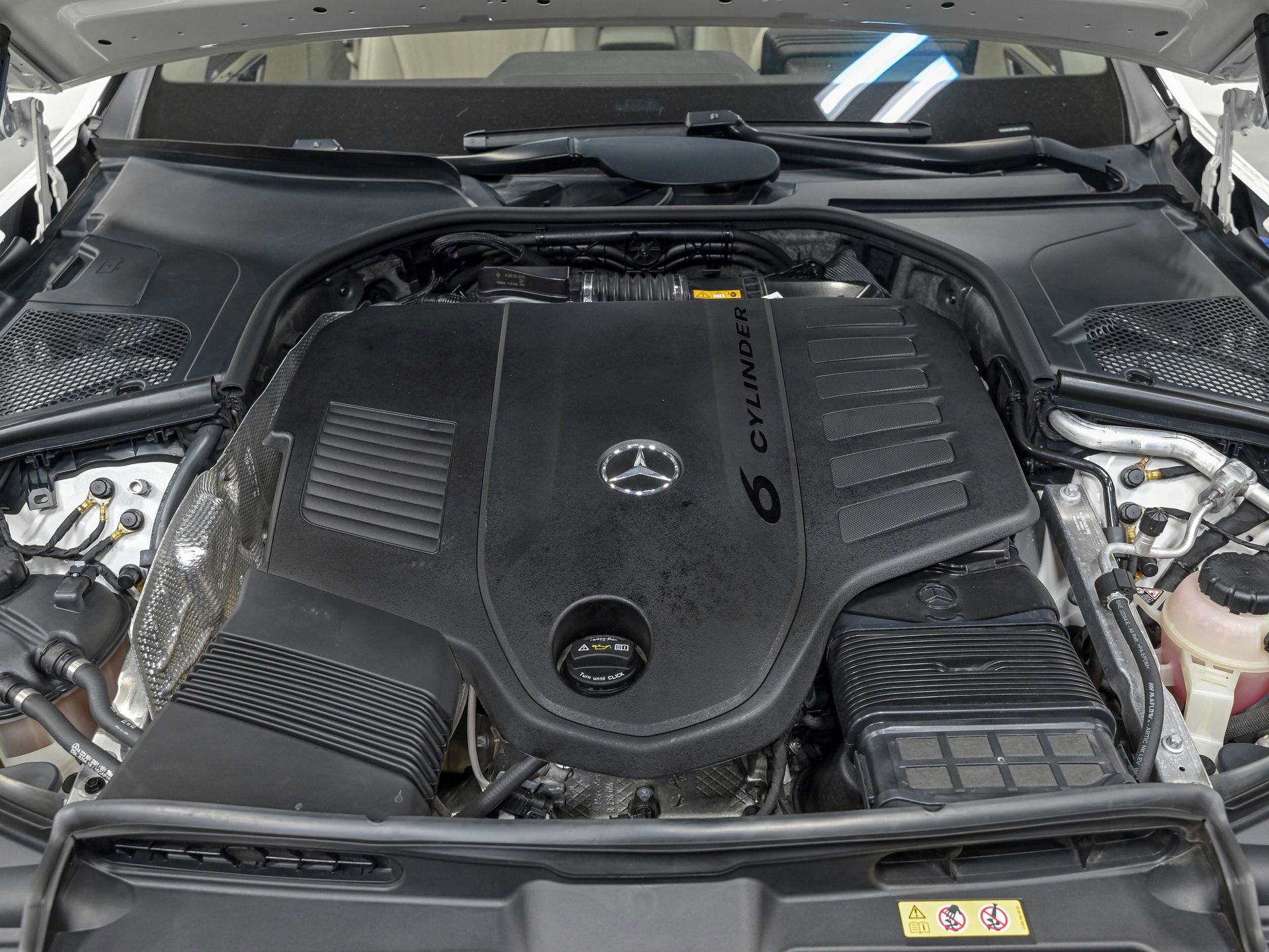 Used 2022 Mercedes-Benz S 500 4MATIC image 11