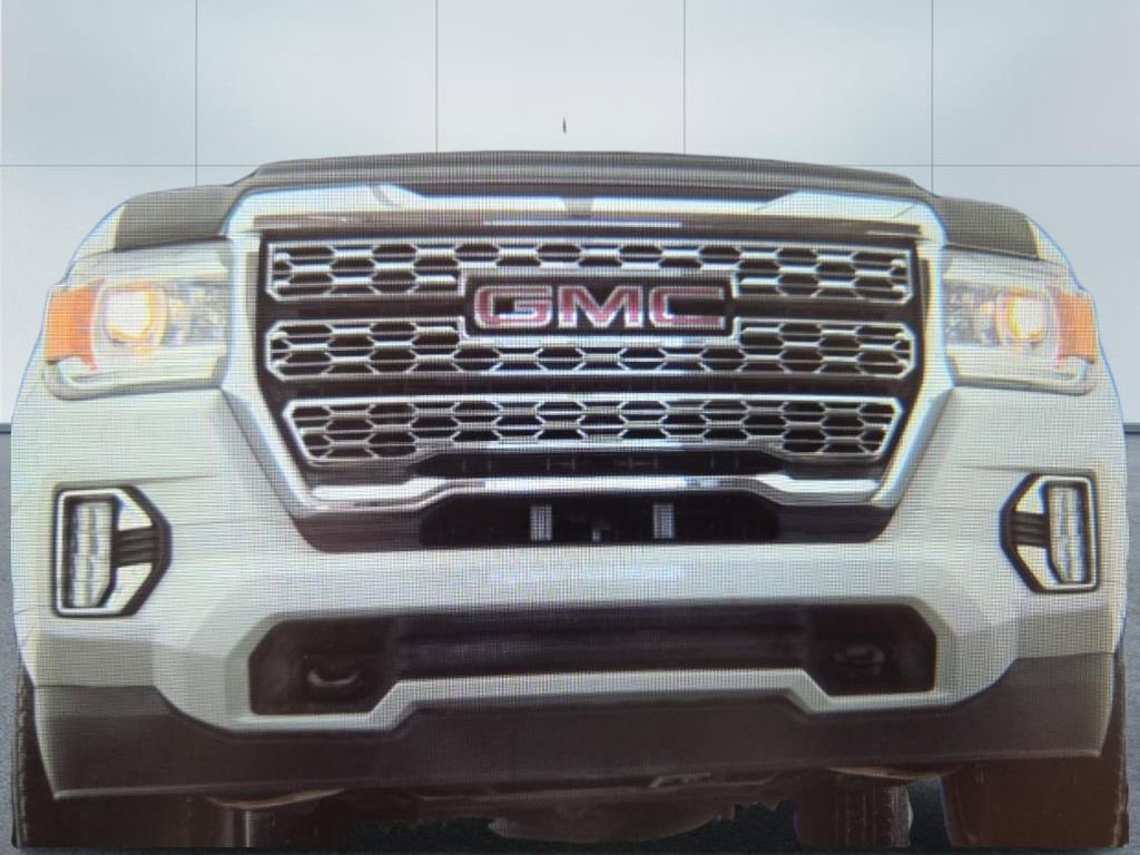 Used 2021 GMC Canyon Denali image 16