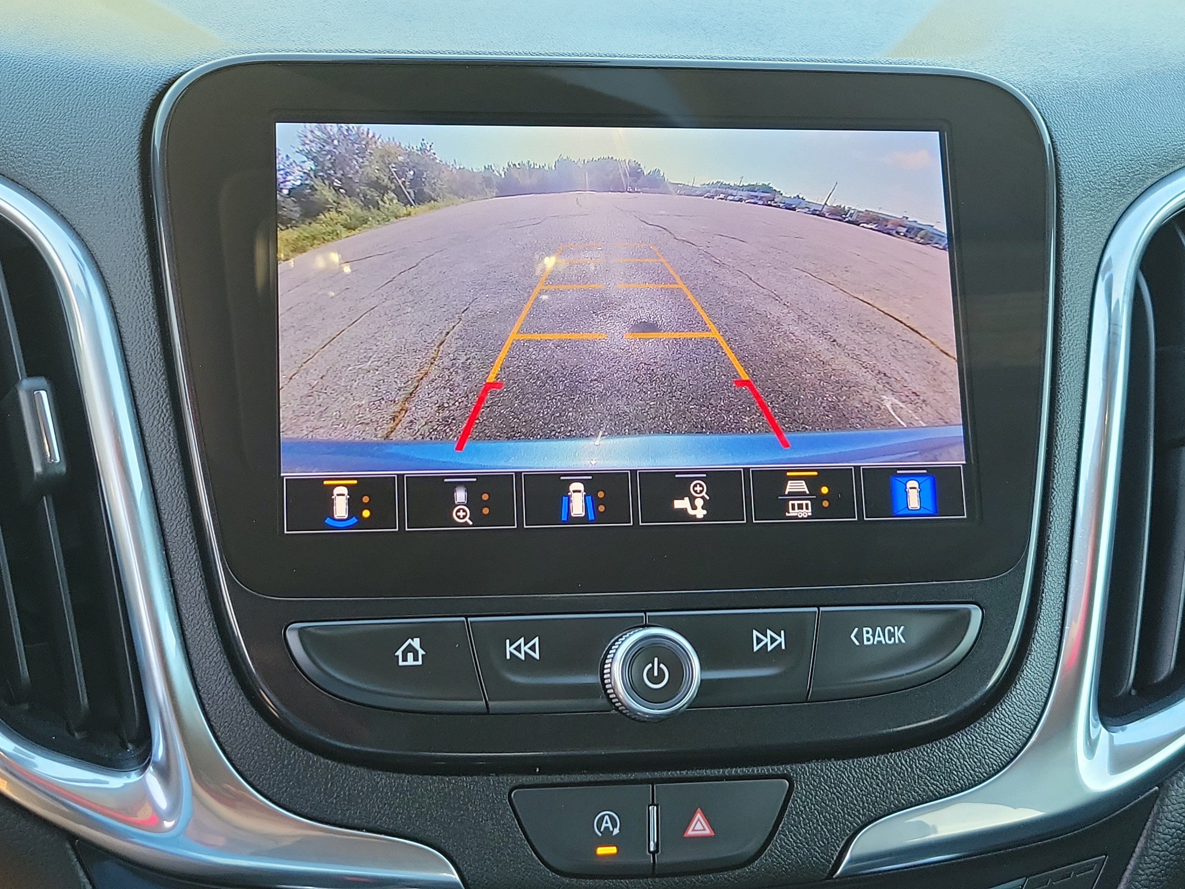 Used 2024 Chevrolet Equinox Premier AWD/4WD image 26