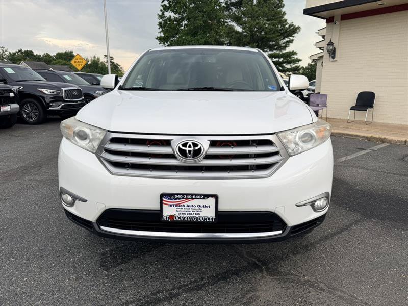 Used 2012 Toyota Highlander Limited w/ Tow Pkg AWD/4WD image 2
