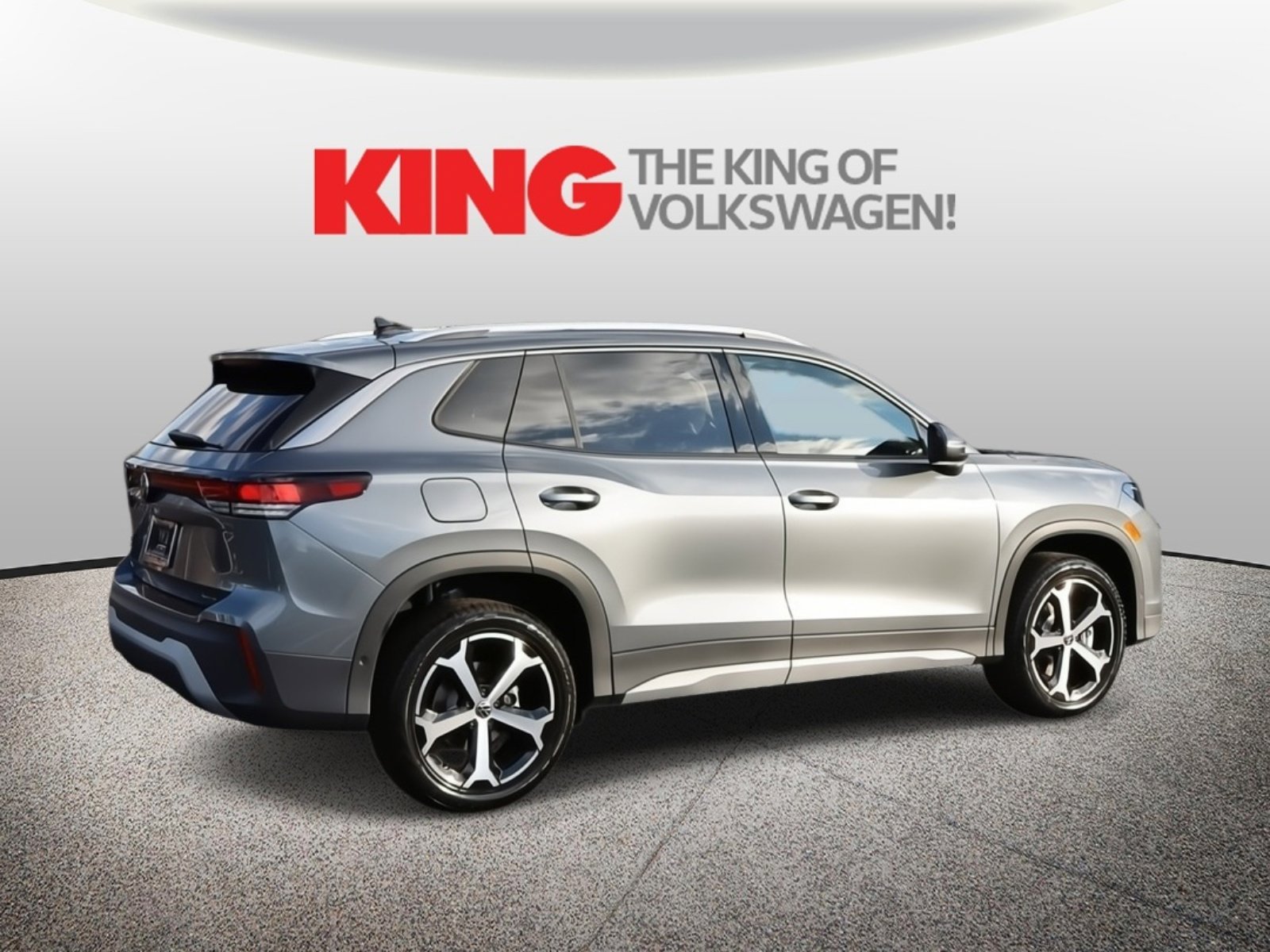 New 2026 Volkswagen Tiguan SE image 3