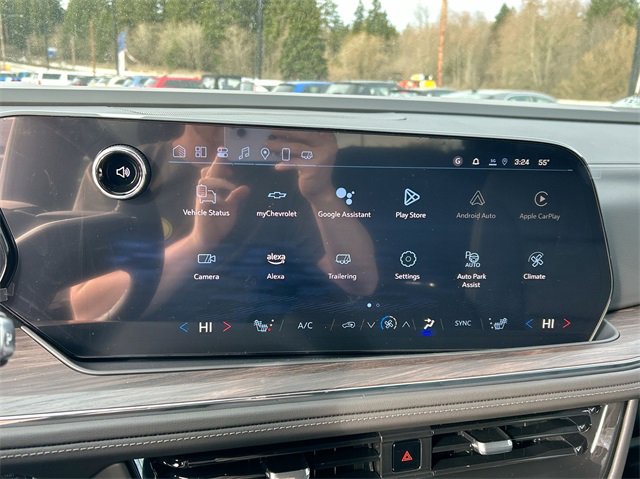 New 2025 Chevrolet Suburban LT w/ Comfort Package image 13