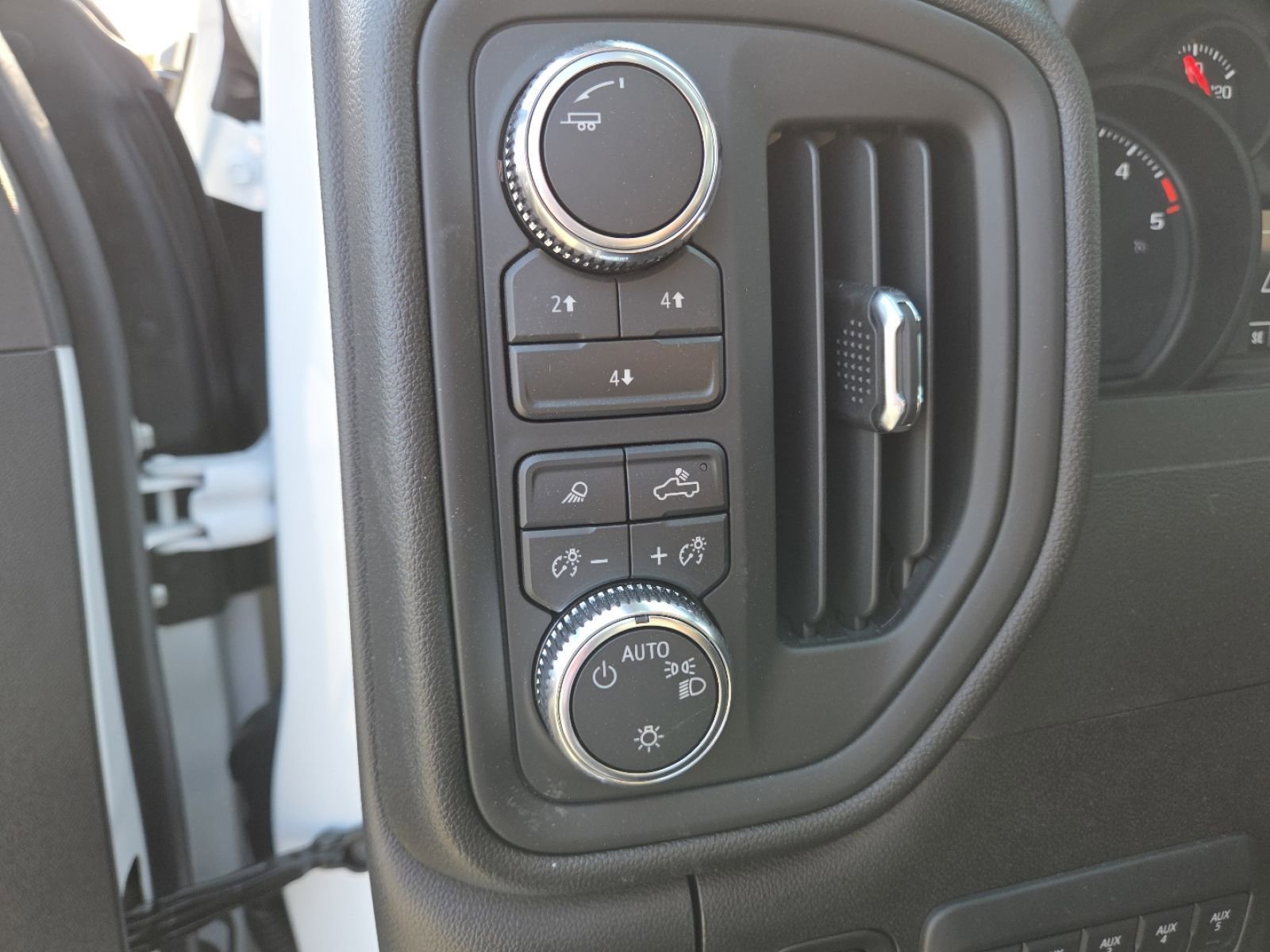 New 2026 GMC Sierra 3500 Pro w/ Convenience Package image 4