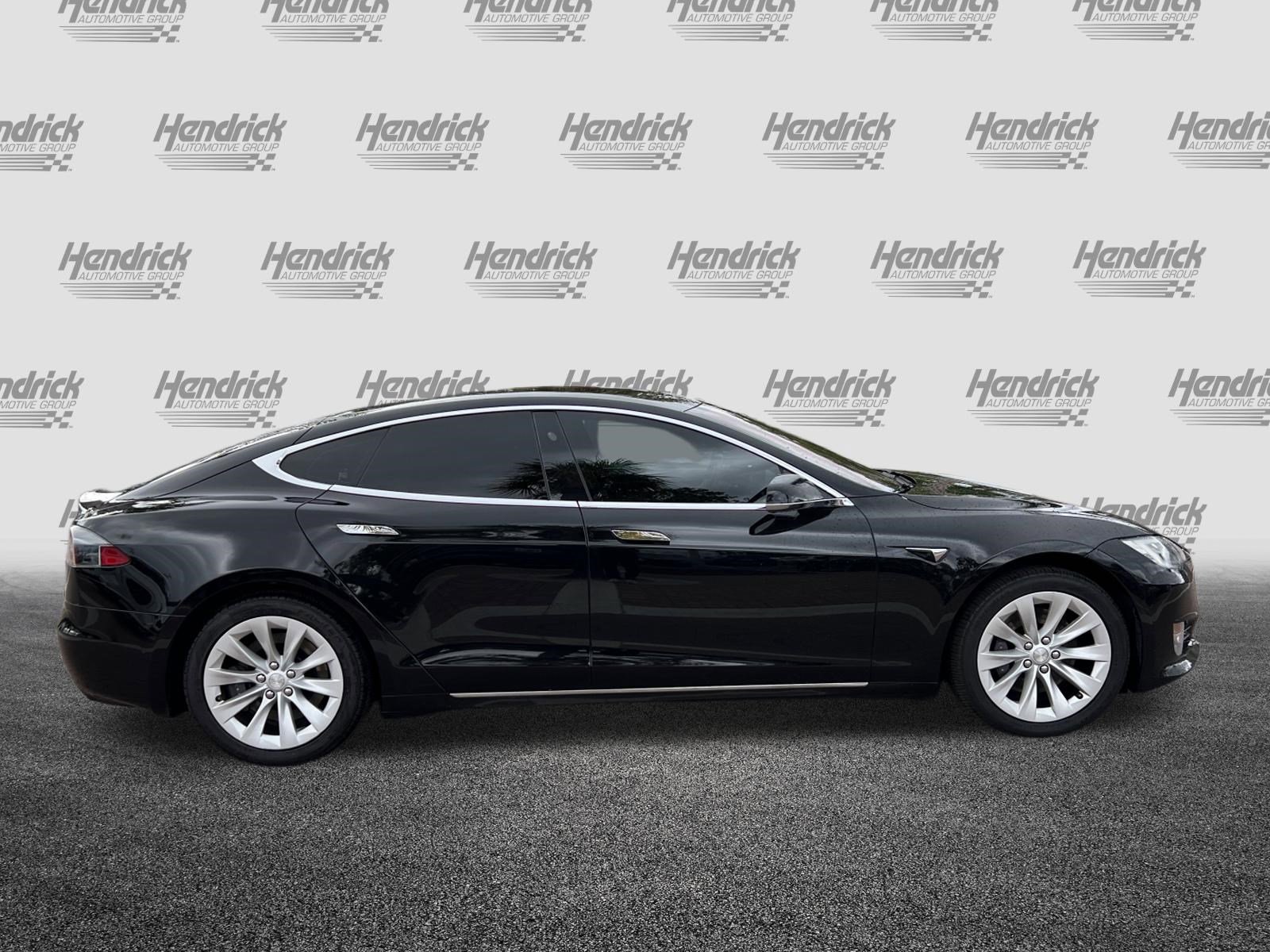 Used 2020 Tesla Model S Long Range Plus image 11