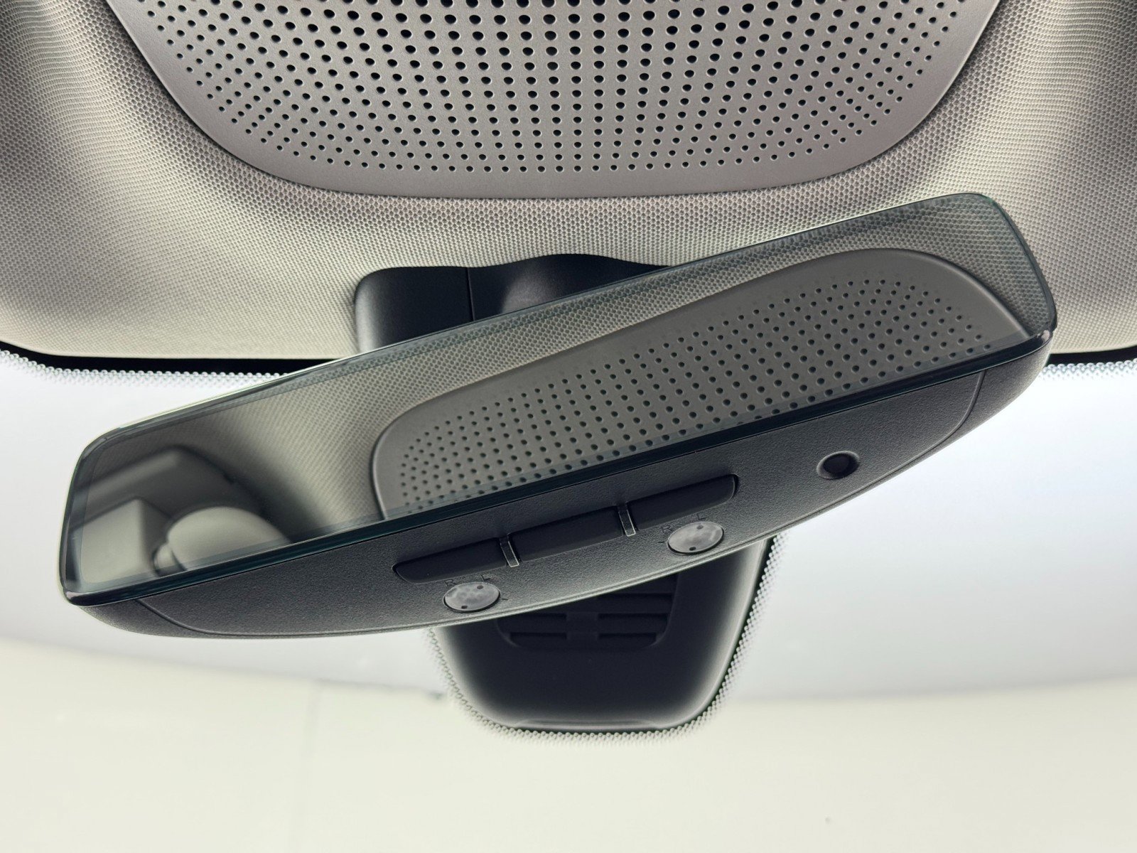 Used 2021 Mercedes-Benz GLC 300 image 32