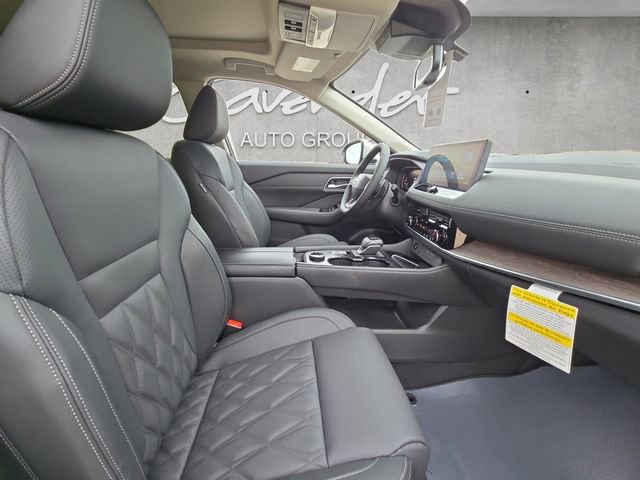 New 2026 Nissan Rogue Platinum image 24