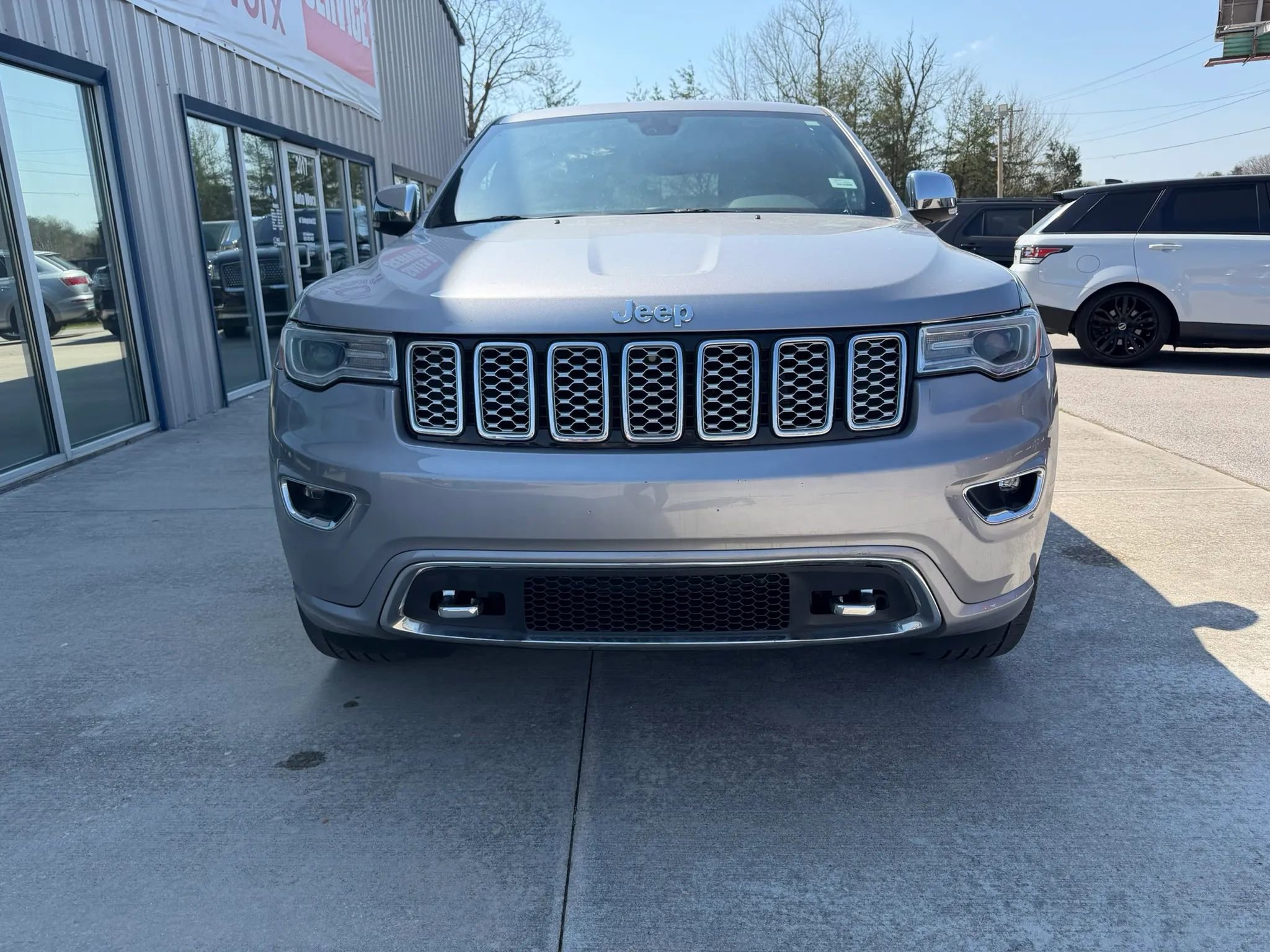Used 2019 Jeep Grand Cherokee Overland image 35