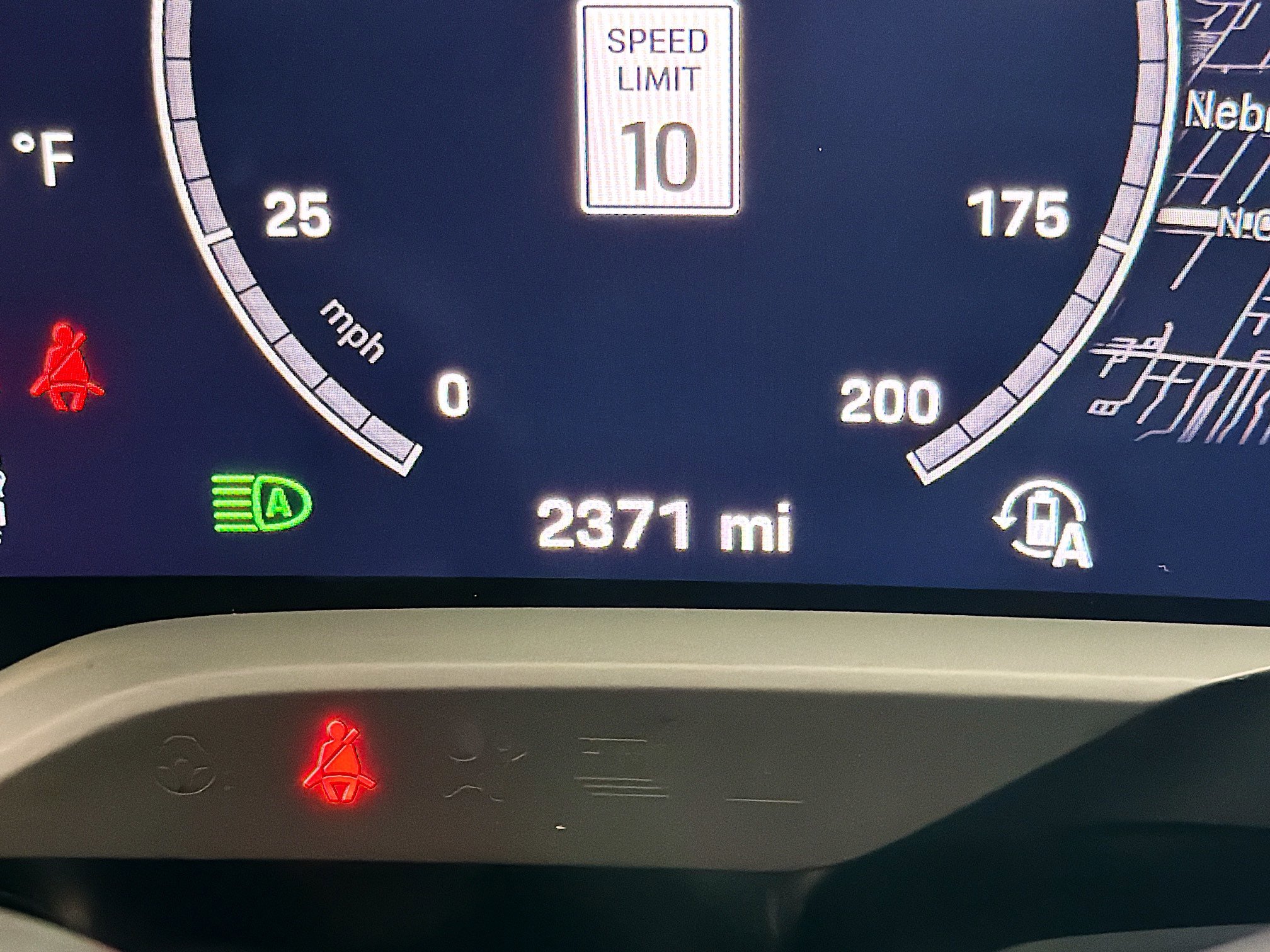 Certified 2025 Porsche Taycan image 39