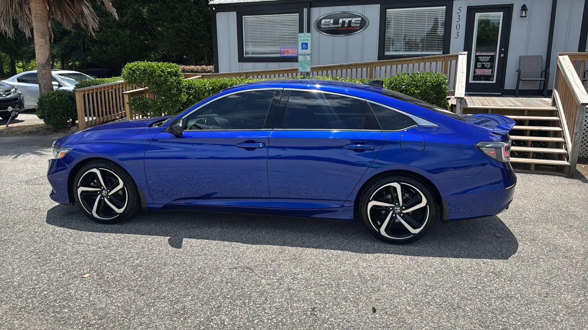 Used 2022 Honda Accord Sport image 7