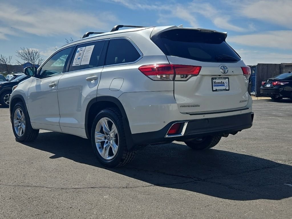 Used 2018 Toyota Highlander Limited image 5