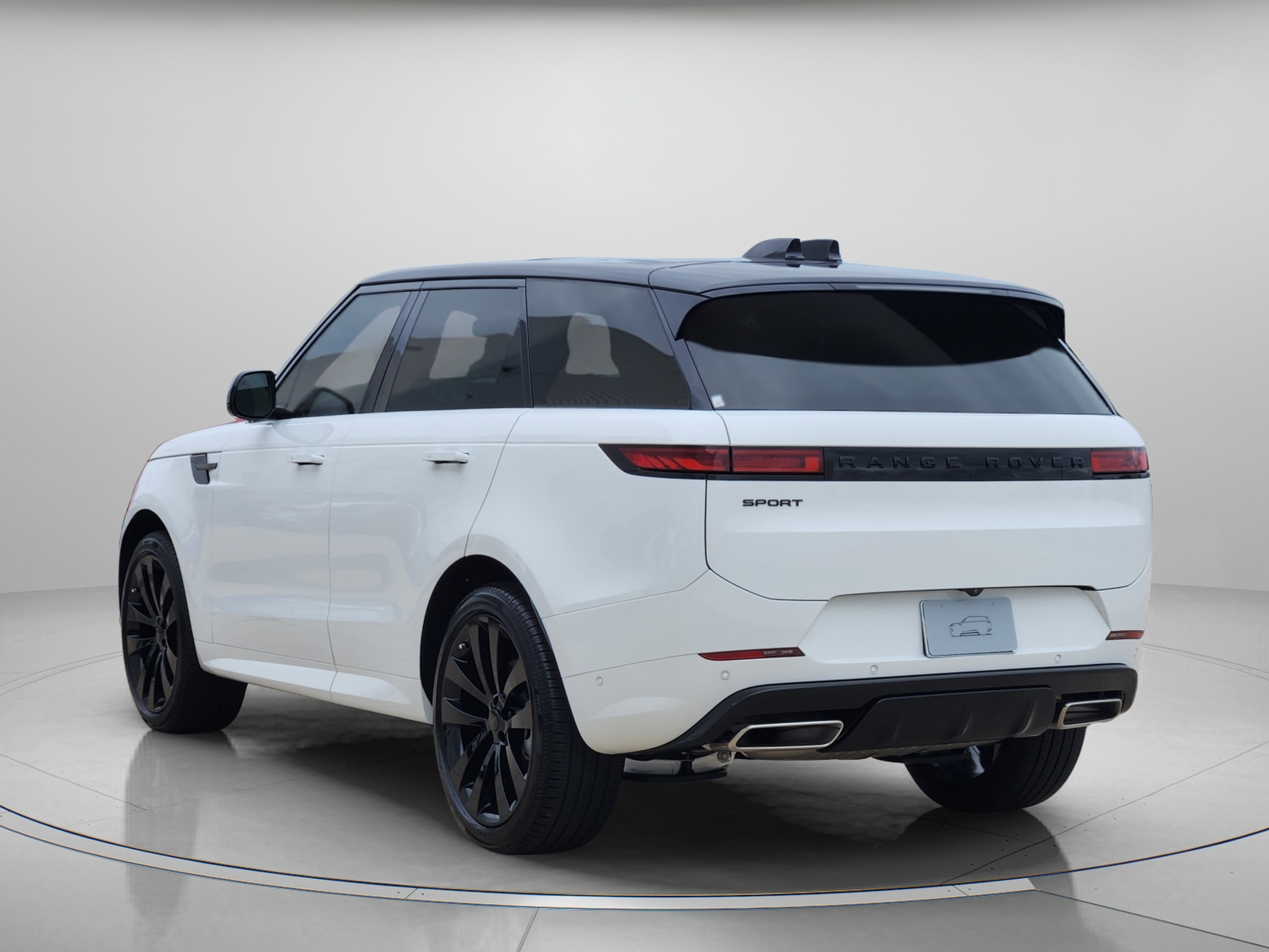 New 2026 Land Rover Range Rover Sport Dynamic SE AWD/4WD image 3