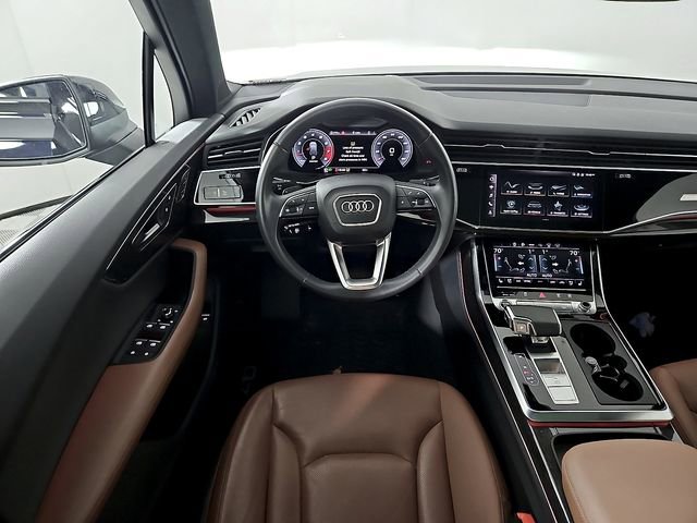 Used 2021 Audi Q7 3.0T Prestige AWD/4WD image 12