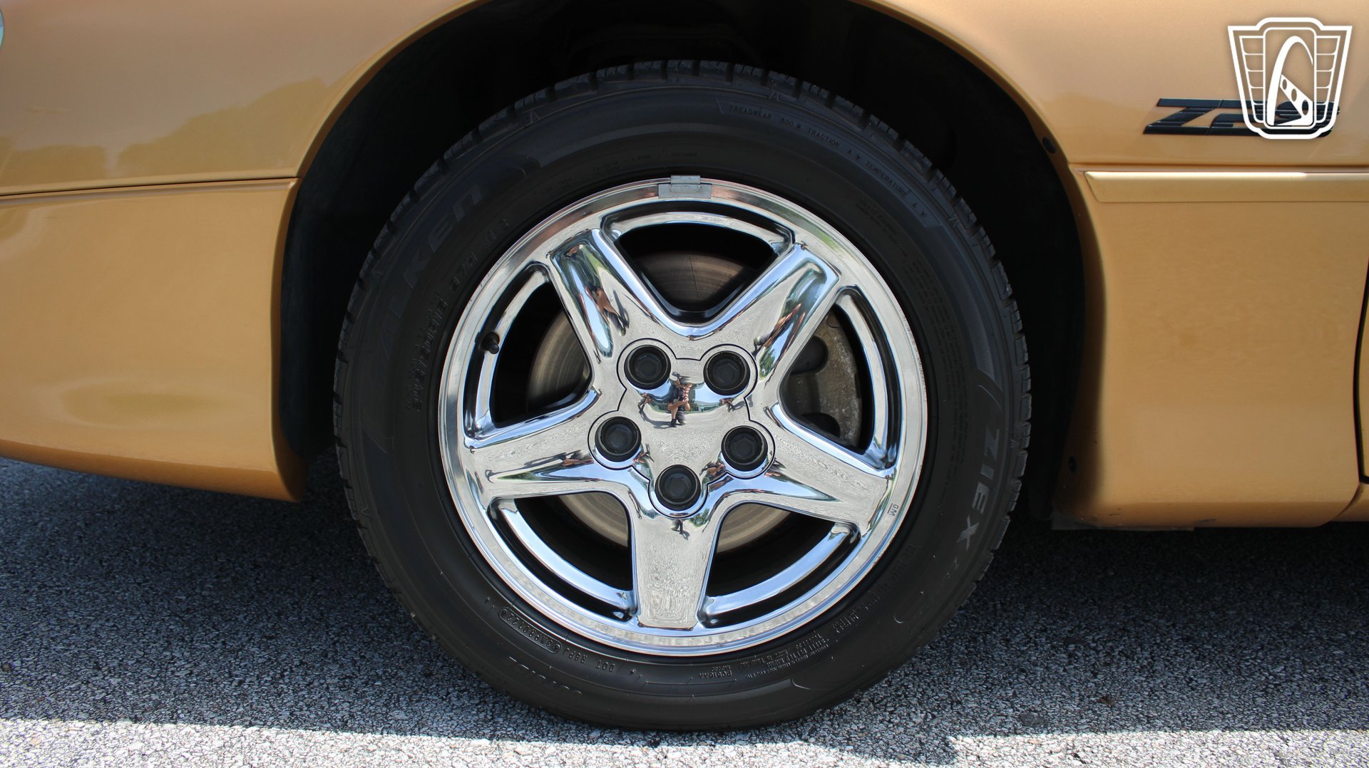 Used 1998 Chevrolet Camaro Z28 RWD image 33