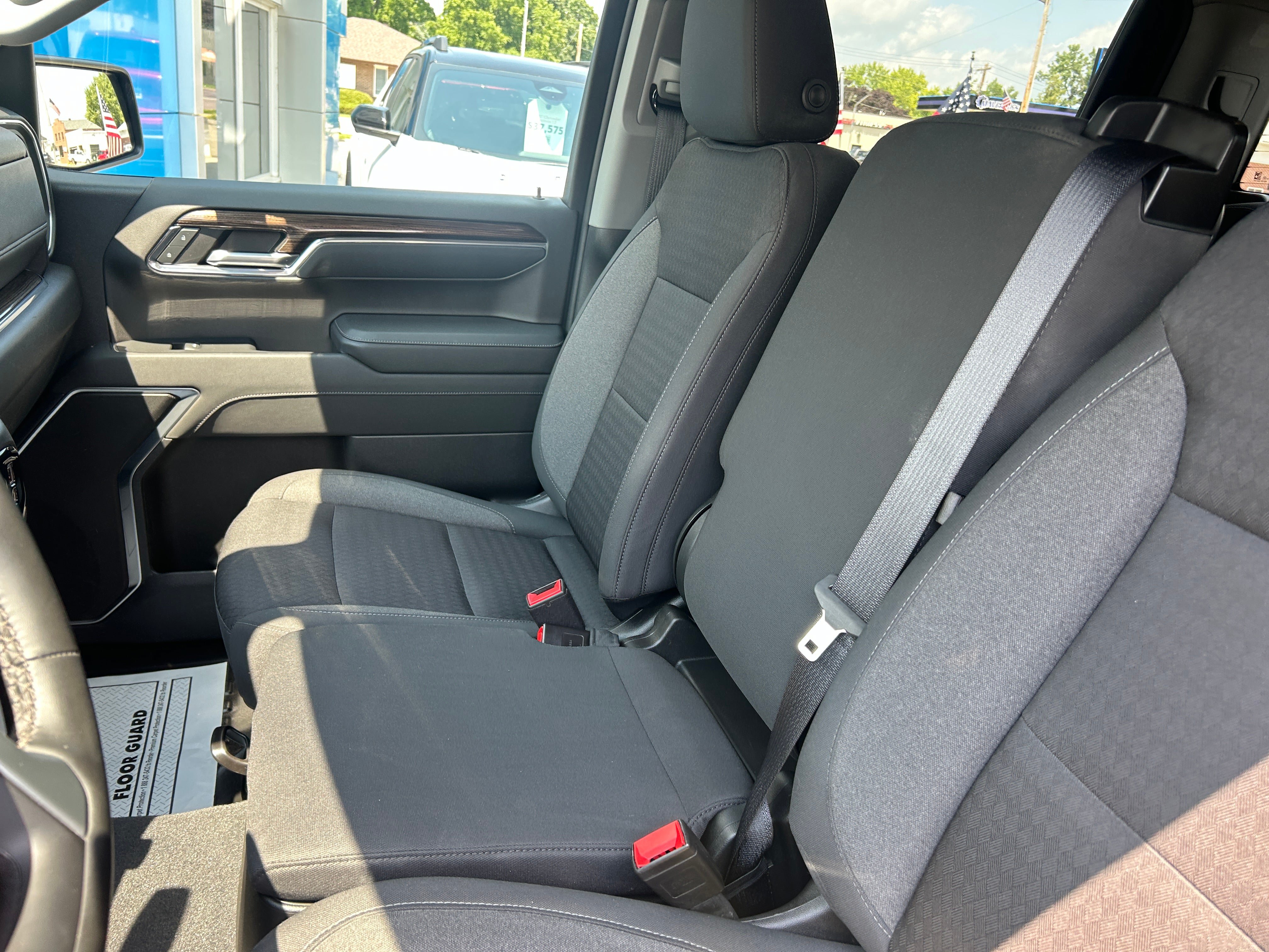 Used 2023 Chevrolet Silverado 1500 RST AWD/4WD image 25