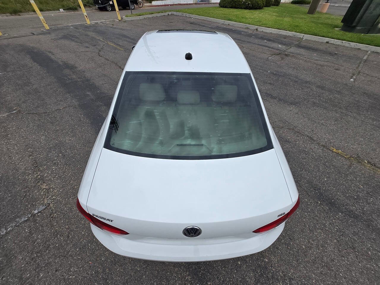 Used 2012 Volkswagen Passat 2.5 SEL image 15