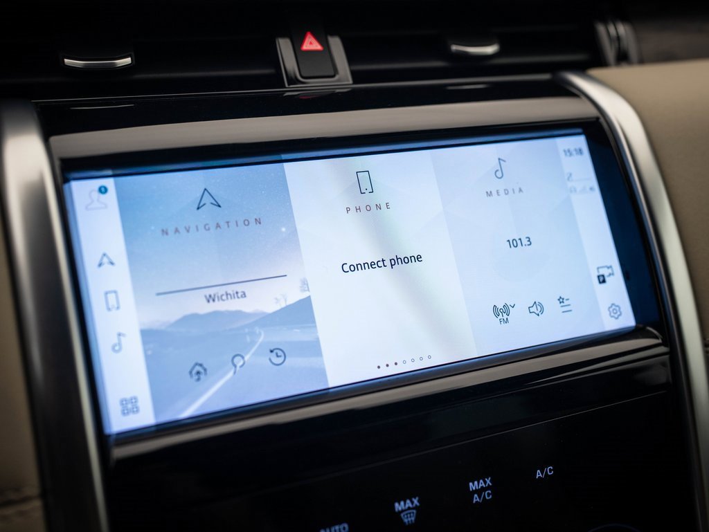 Used 2022 Land Rover Discovery Sport SE image 27