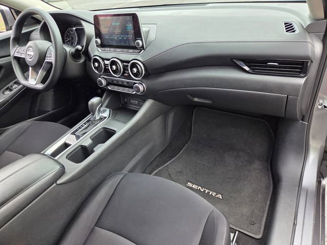 Used 2024 Nissan Sentra SV image 16