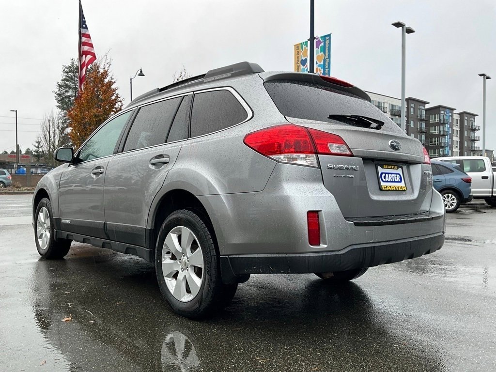 Used 2011 Subaru Outback 2.5i Premium w/ All-Weather Pkg image 6