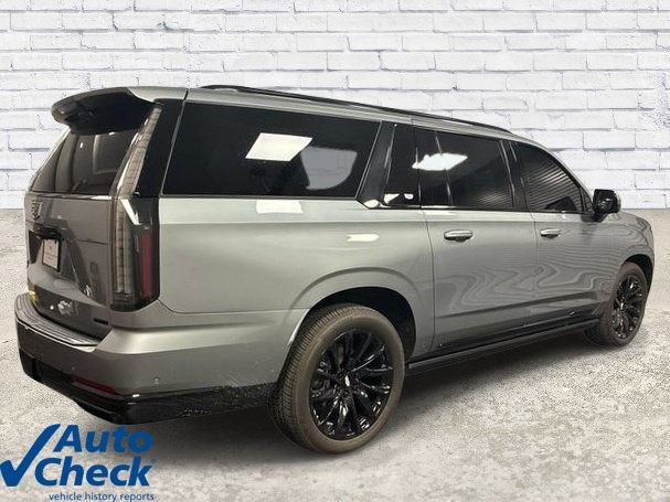 Used 2025 Cadillac Escalade ESV Sport Platinum w/ LPO, Floor Liner Package AWD/4WD image 5