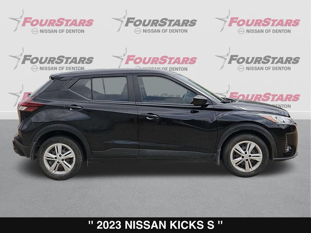 Used 2023 Nissan Kicks S FWD image 3