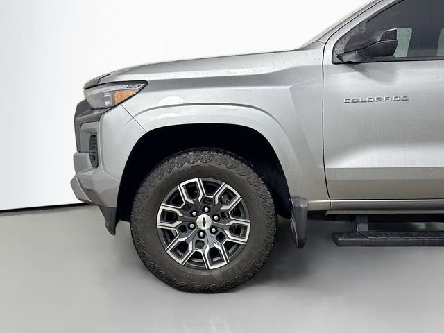 Used 2023 Chevrolet Colorado Z71 w/ Z71 Convenience Package 2 AWD/4WD image 28