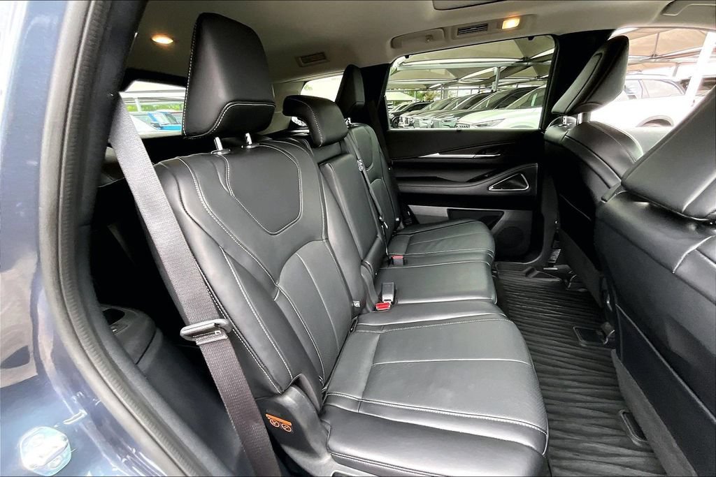 Certified 2023 INFINITI QX60 Sensory w/ Vision Package FWD image 38