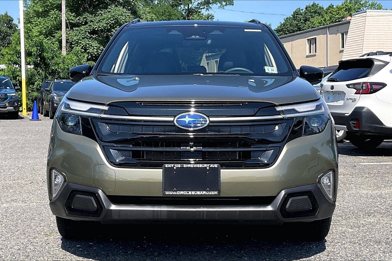 Certified 2025 Subaru Forester Touring w/ Touring Package AWD/4WD image 3