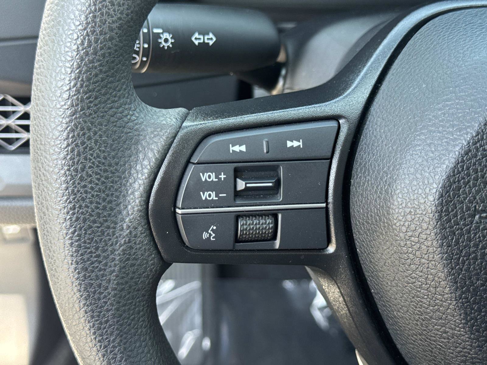 Used 2024 Honda Accord EX image 10