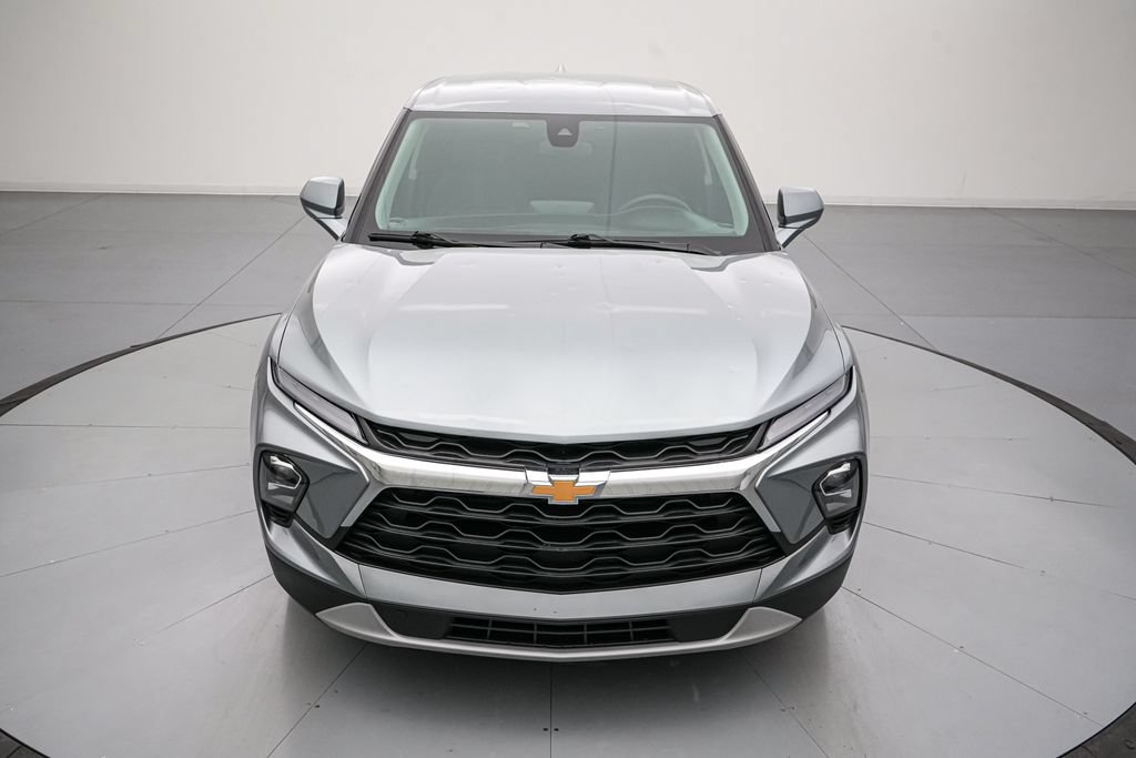 Used 2025 Chevrolet Blazer LT AWD/4WD image 10