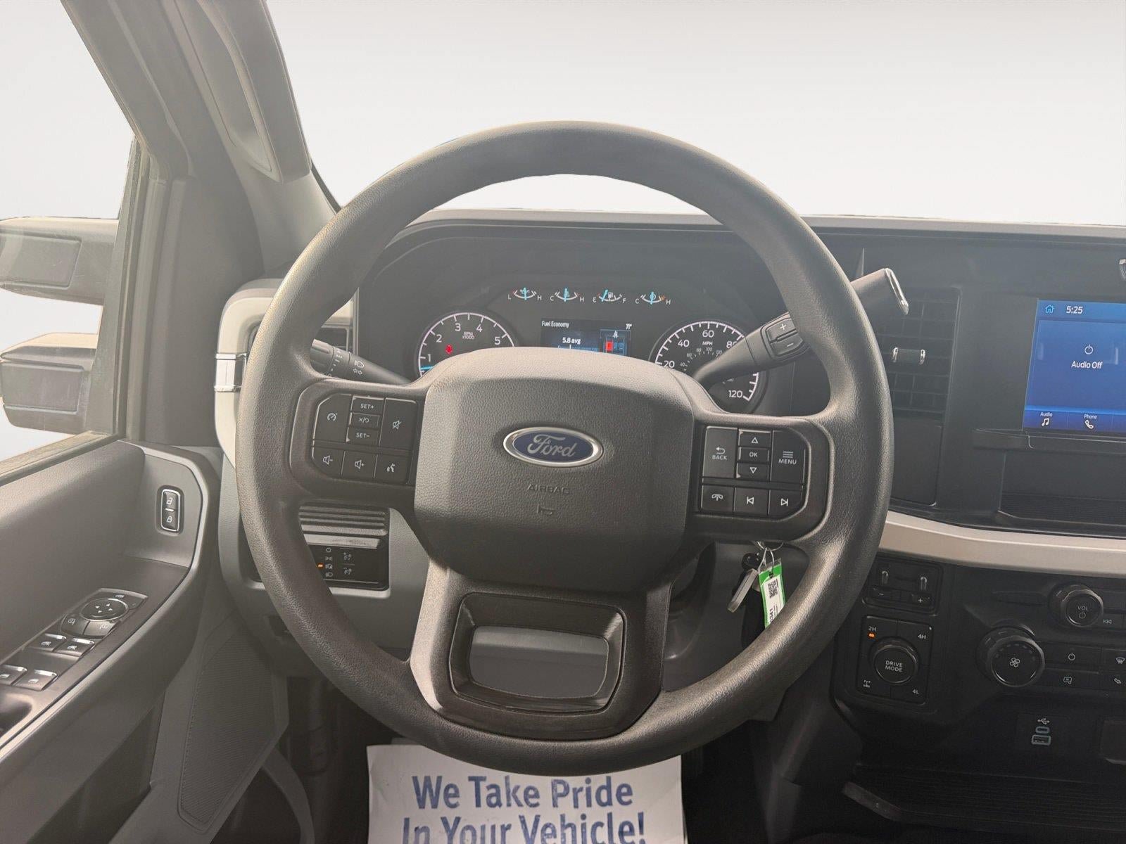 Used 2025 Ford F250 XLT AWD/4WD image 12