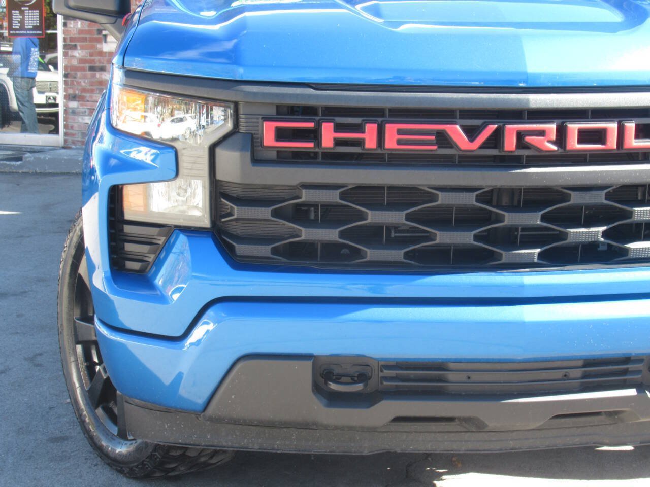 Used 2022 Chevrolet Silverado 1500 Custom AWD/4WD image 3
