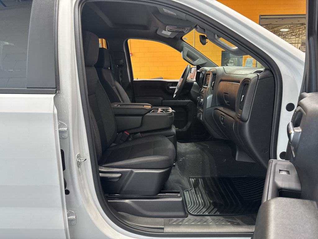New 2026 Chevrolet Silverado 1500 Custom AWD/4WD image 18