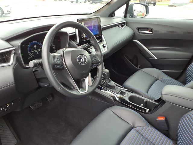 Used 2025 Toyota Corolla Cross AWD Hybrid w/ Convenience Package image 13