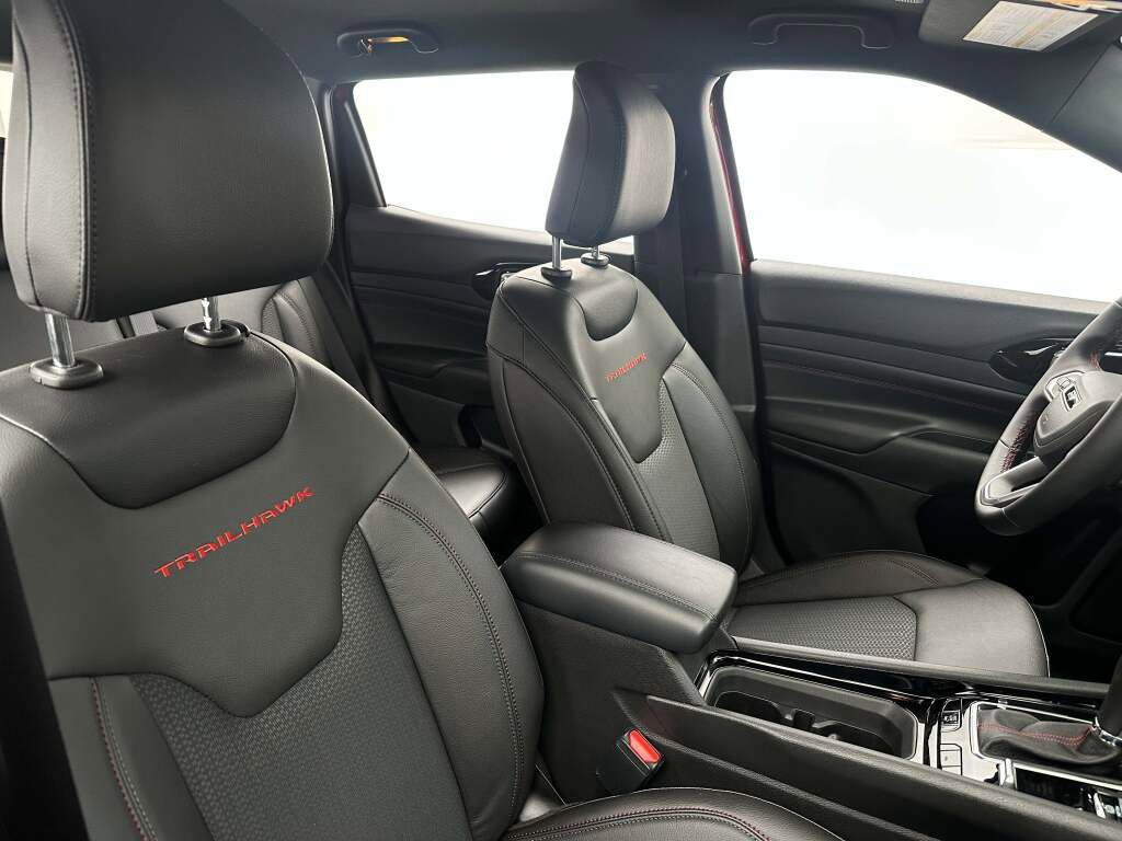 New 2026 Jeep Compass Trailhawk image 20