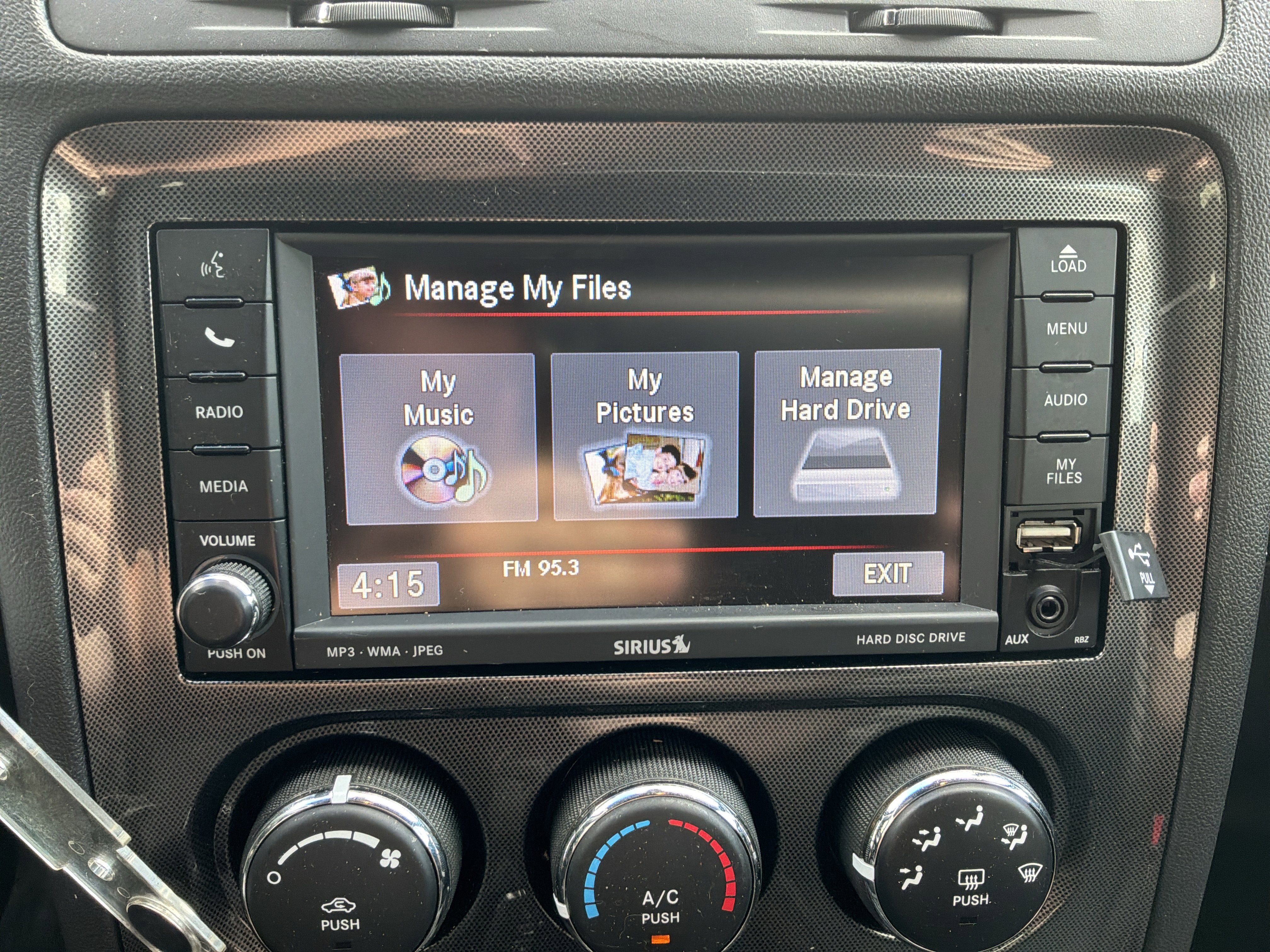 Used 2010 Dodge Challenger R/T image 25