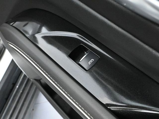 Used 2024 Cadillac Escalade Sport w/ LPO, ONYX Package image 59