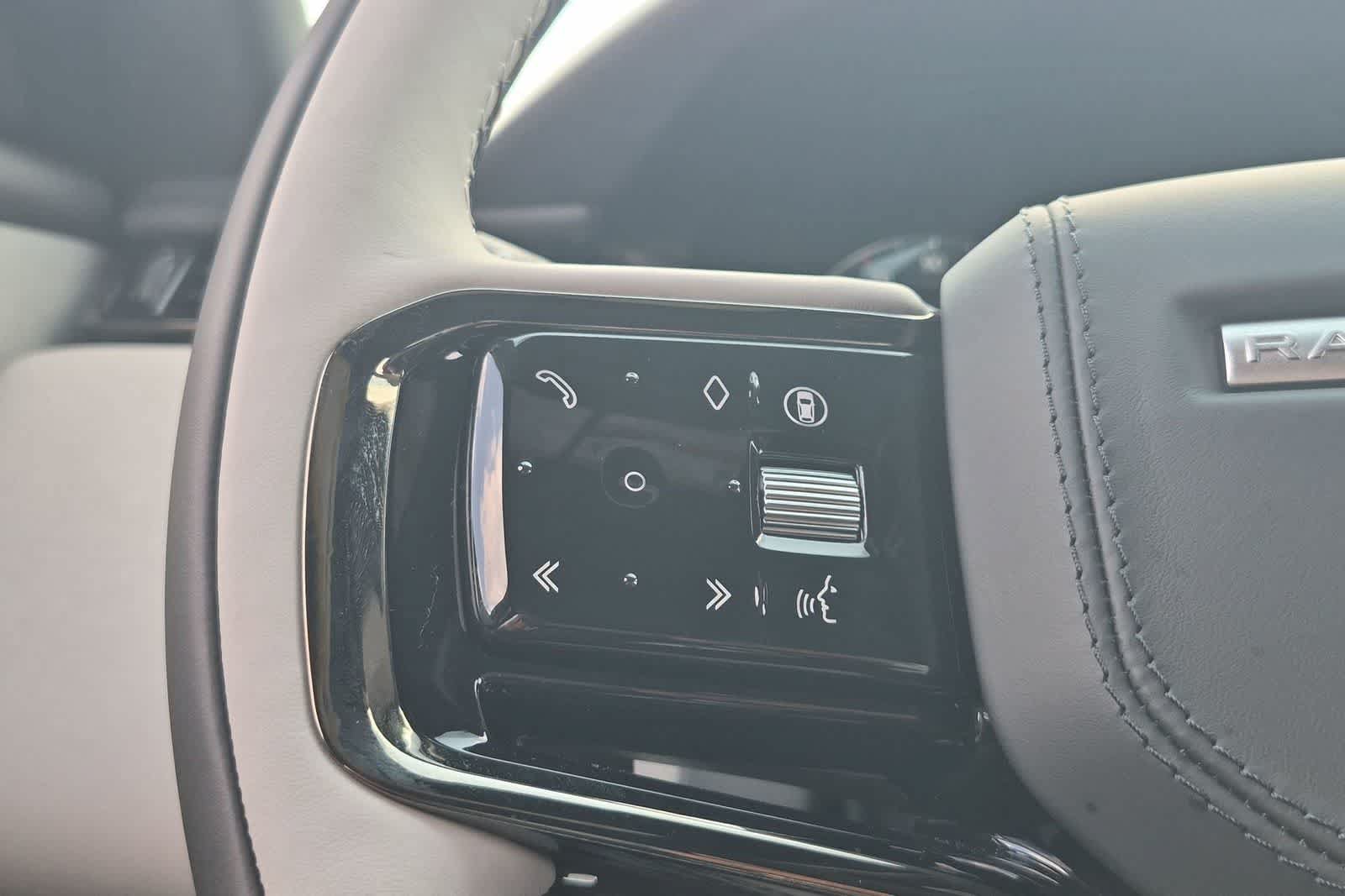 New 2026 Land Rover Range Rover Velar Belgravia AWD/4WD image 24