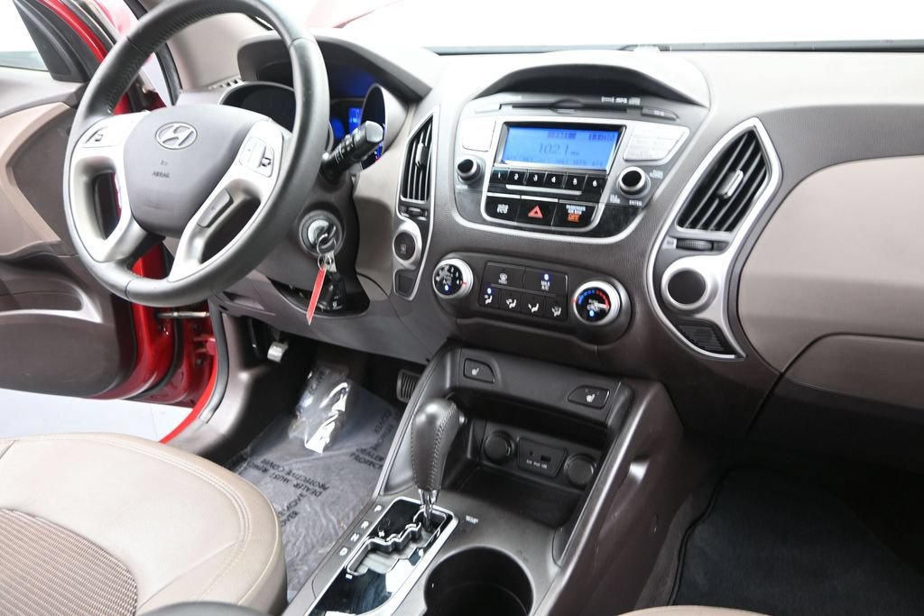 Used 2013 Hyundai Tucson GLS FWD image 26