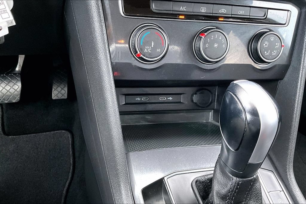 Used 2021 Volkswagen Tiguan S FWD image 30