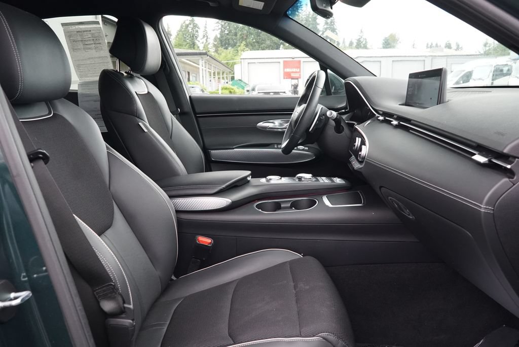 Used 2024 Genesis GV70 3.5T Sport AWD/4WD image 9