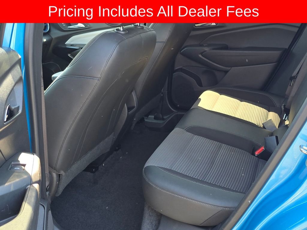 Used 2025 Chevrolet Trax LT FWD image 10
